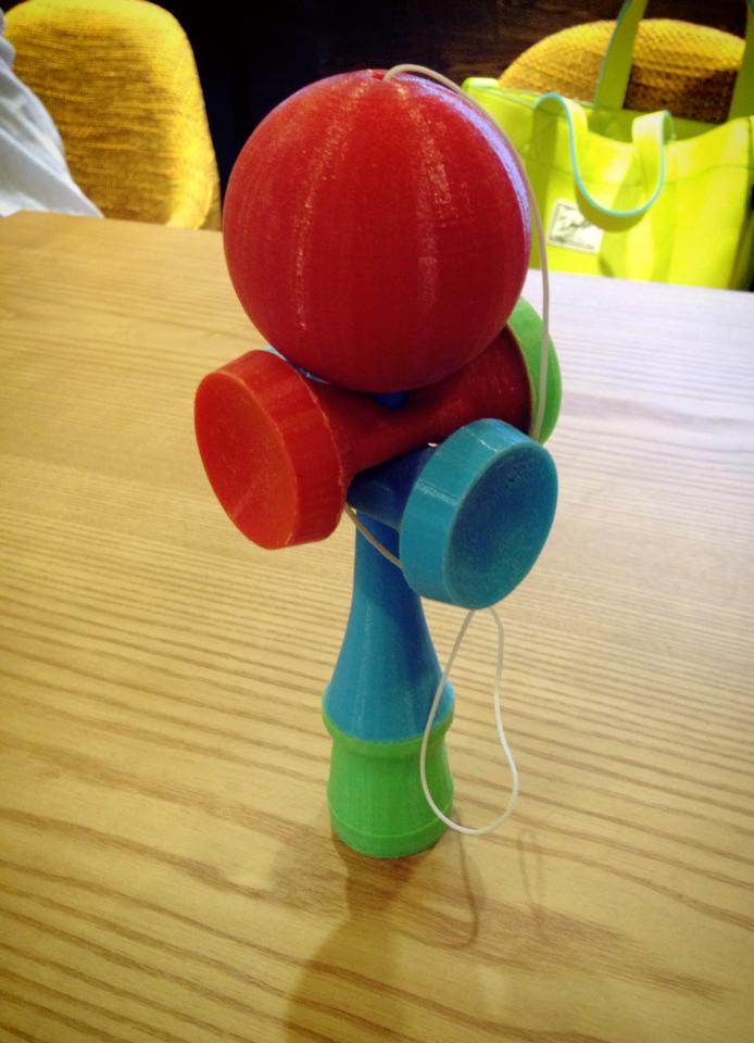 3D프린터로 만든 팡팡팡! 컬러풀한 켄다마에요~ 이번엔 사방으로 공을…