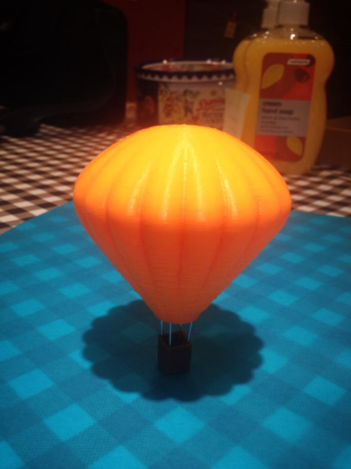 모빌로 만들 기구에요! 구름도 곧 만들 예정입니다~ :)