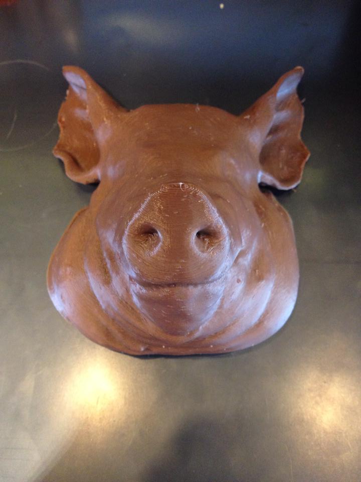 초콜렛색 돼지머리에요~ 3:)