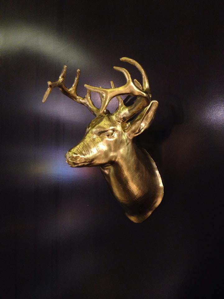 3D프린터로 뽑은 사슴장식입니다! 멋지죠?! ;)