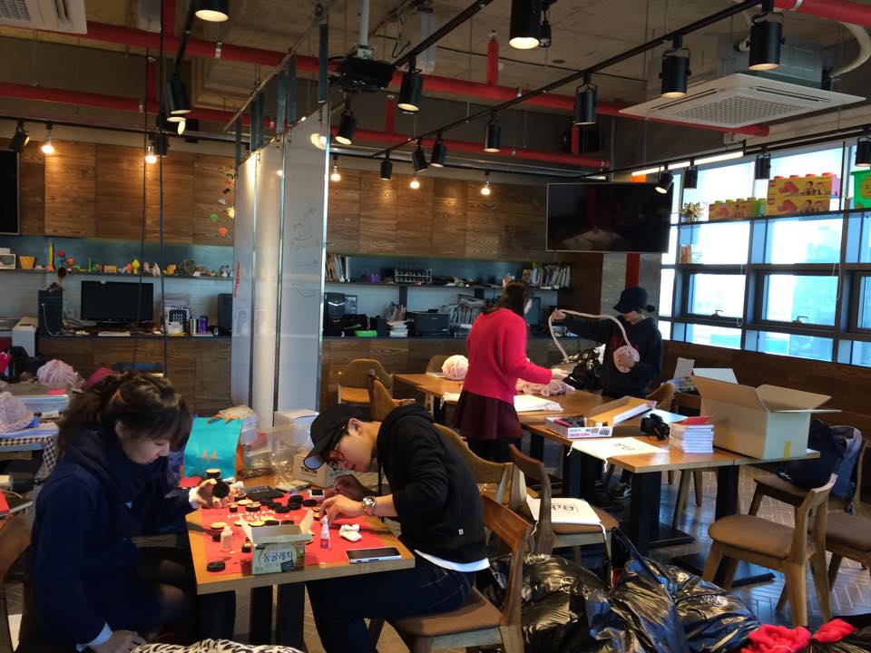 19세기로 산업혁명회귀 가내수공업 놀이중