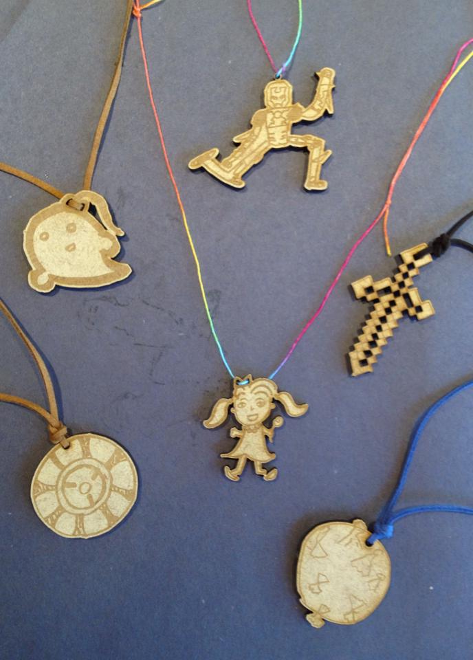 아이들은 레이저컷팅기를 엄청 신기해 해요~!! :)