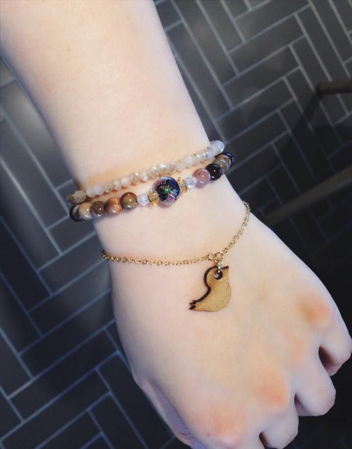 나무새로 팔찌도 만들 수 있어요~!