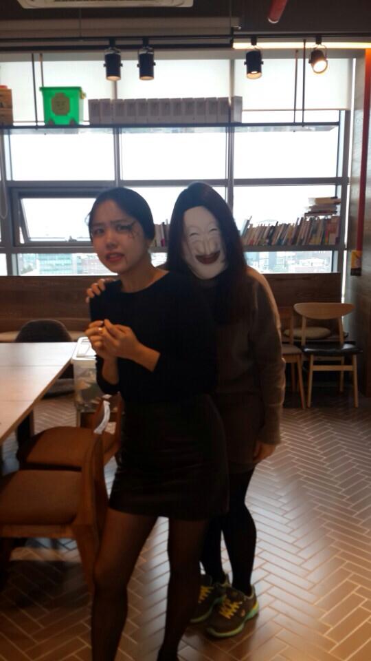 지금 D.play에서는~