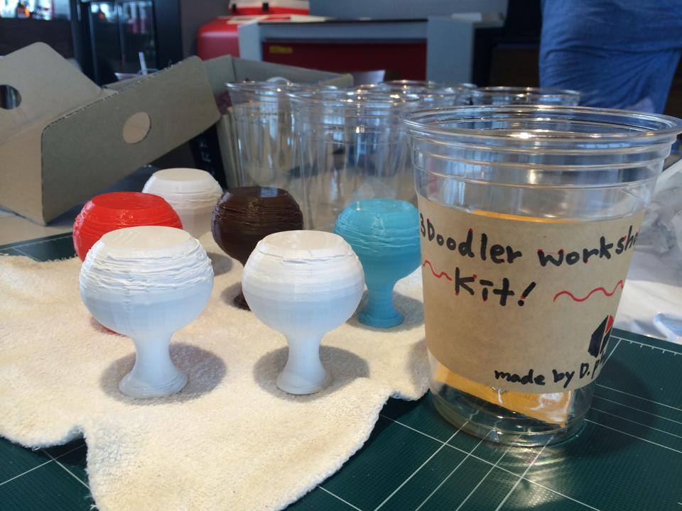 지금 열심히 준비중인 3두들러 워크샵… 교재랑 툴킷도 – 참석자에게…