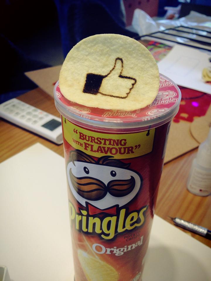 프링글스에도~ 멈출 수 없어요 ^^