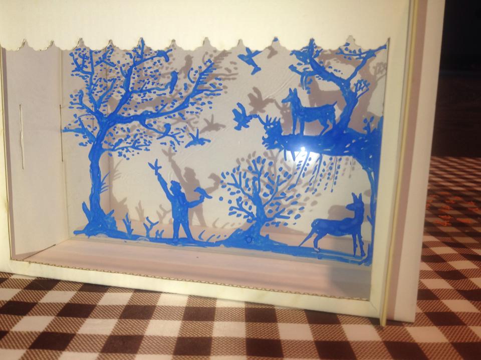 실루엣을 그려 그림자를 만들어 봤어요~ :D