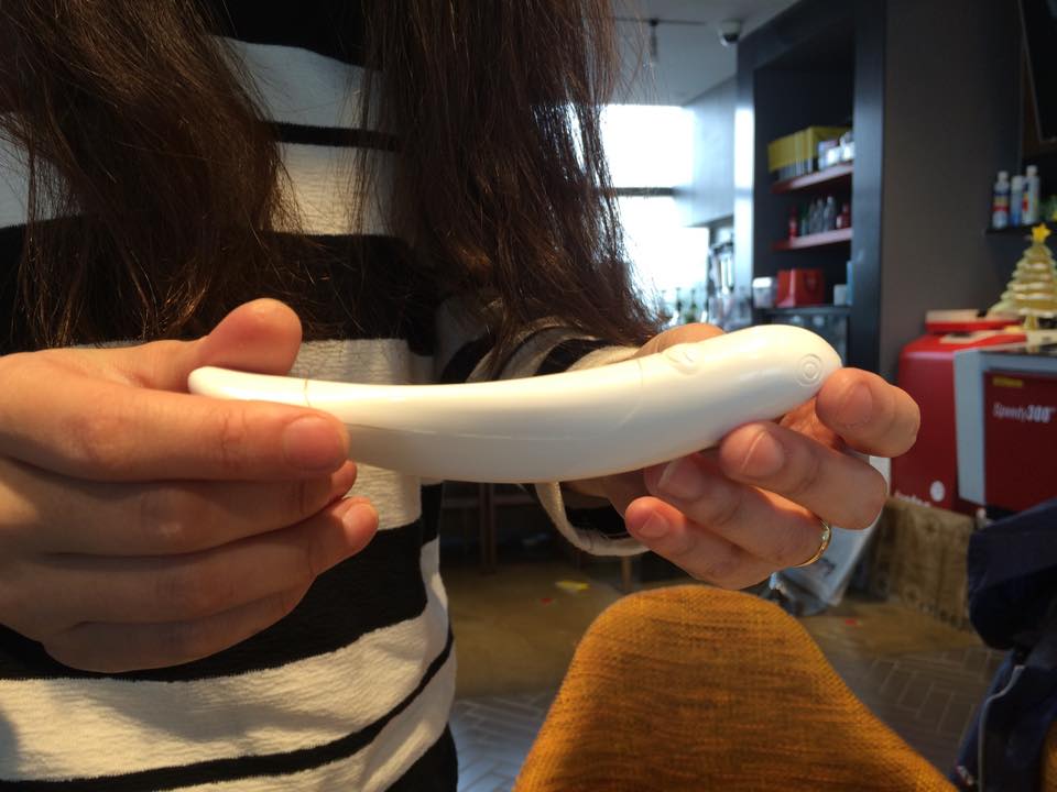 헝가리에서 온 치니버드 이제 라떼위에 그림그리는 워크샵을 할 수 있을거…