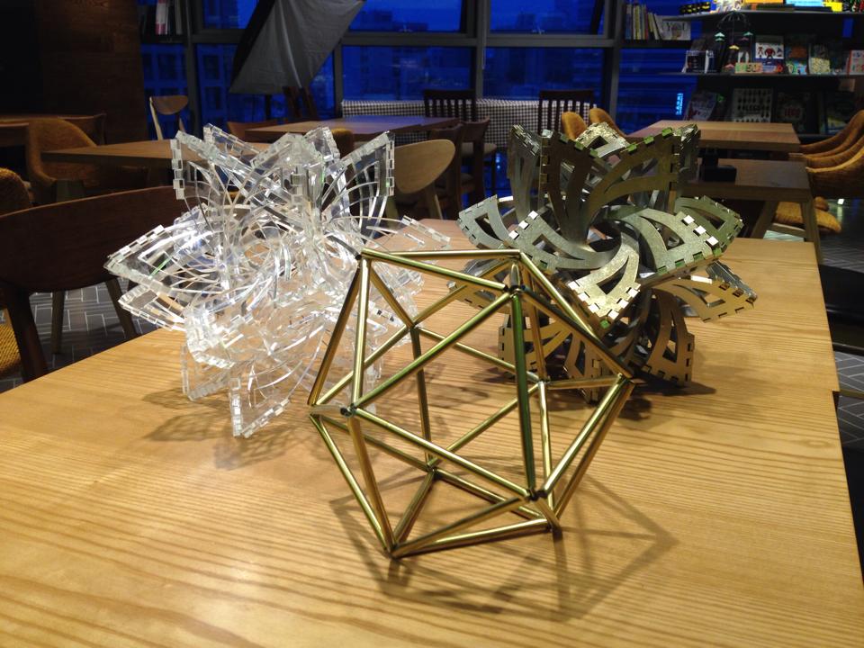 도색도 하고~아크릴 소재로도~ ;-)