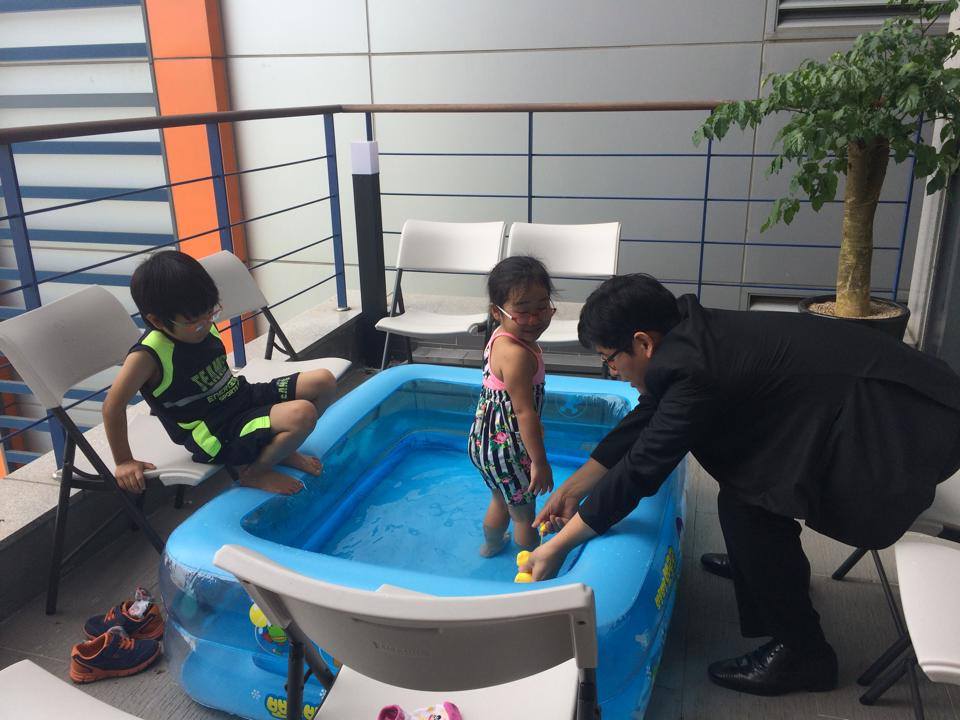 어린이 친구들이 카페에 놀러왔어요! 첫개시 ^^