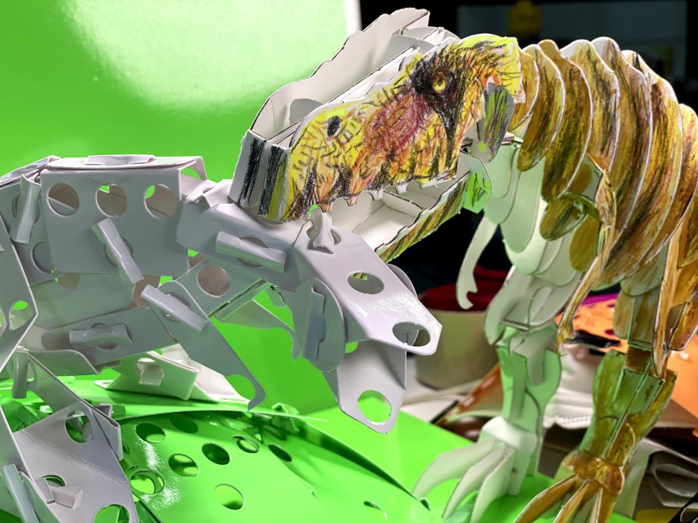 페이퍼브릭 – 공룡 디오라마 만들기