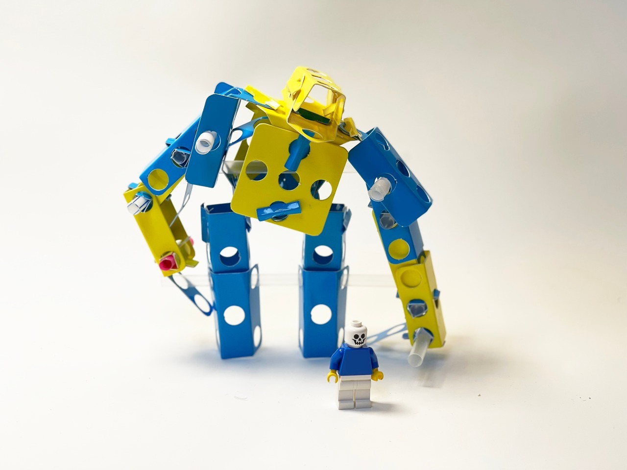 페이퍼브릭 변신로봇 AI로 업그레이드